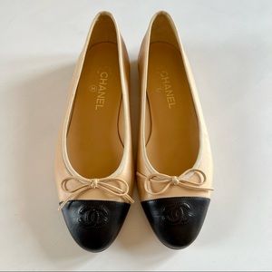 Chanel Ballerinas Ballet Flats Tan & Black Cap Toe EU Size 40.5